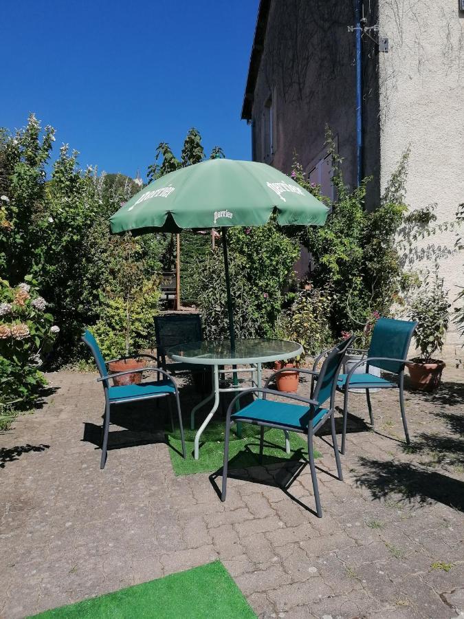 Ferienwohnung Le Garni Vendemiaire Vesoul Exterior foto